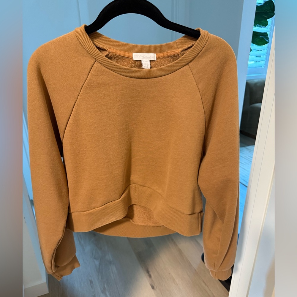 Beyond yoga crop sweatshirt